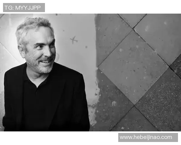 卡隆:从足球天才到全球传奇,探索他辉煌的职业生涯与背后的故事 卡隆:从足球天才到全球传奇,探索他辉煌的职业生涯与背后的故事