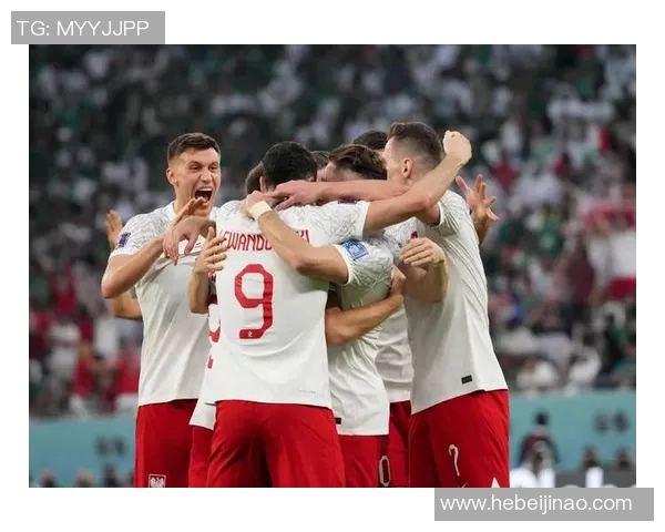 恐怖足球球星揭秘：那些让对手畏惧的球场鬼魅人物